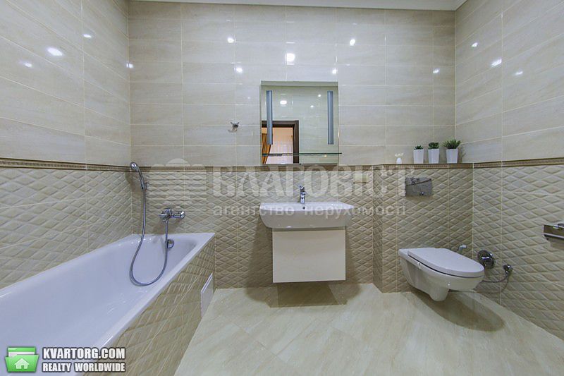 Rent out 3-room apartment. Киев,  Щорса — photo 9
