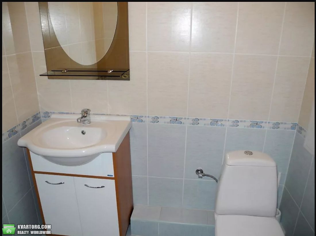 Rent out 4-room apartment. Киев,  Туровская — photo 1