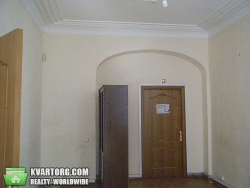 Rent out office. Киев, Бассейная — photo 1