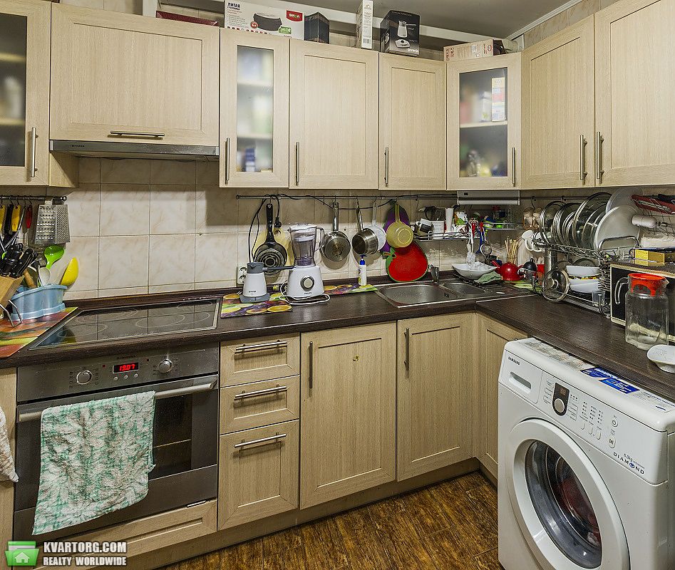 Sell 2-room apartment. Киев, ул. Булаховского — photo 1