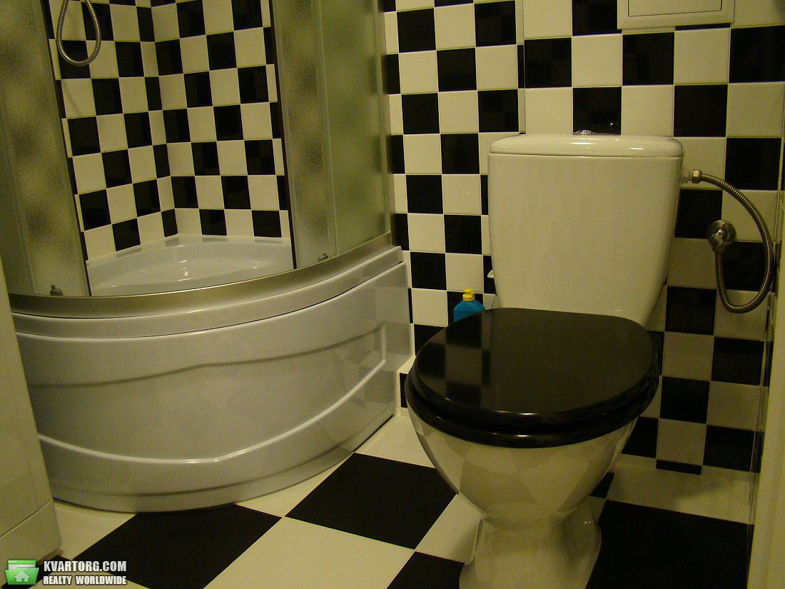 Rent out 1-room apartment. Киев, Флоренции — photo 8