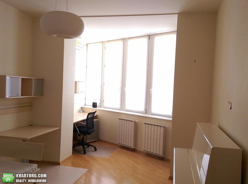 Rent out 3-room apartment. Киев,  Героев Сталинграда пр — photo 3