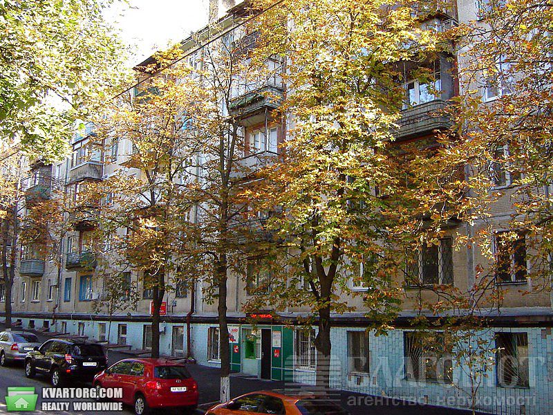 Sell 2-room apartment. Киев,  Лихачева — photo 1