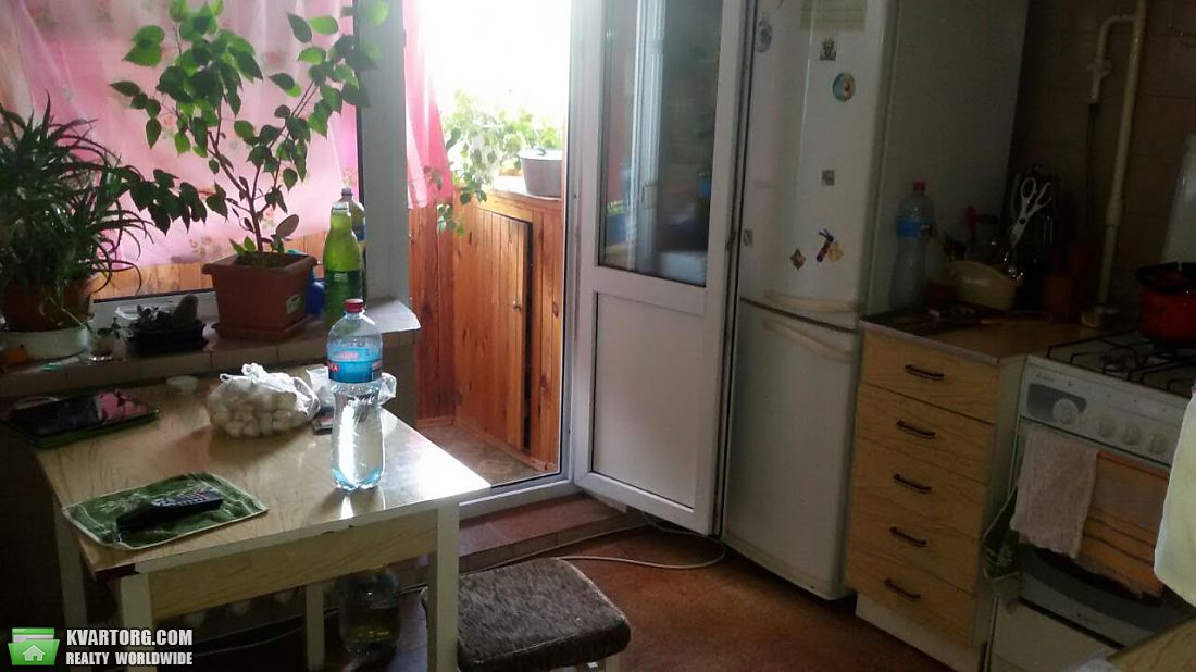 Sell 2-room apartment. Киев,  Милютенко — photo 4