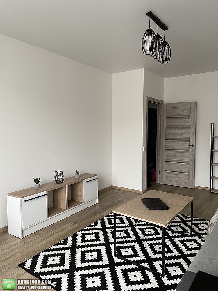 Rent out 1-room apartment. Львов, Жасминова — photo 2