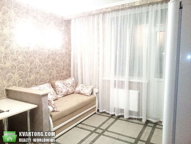 Rent out 1-room apartment. Киев,  Ломоносова — photo 4