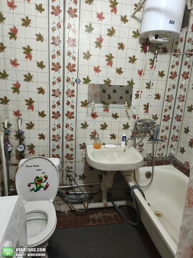 Rent out 1-room apartment. Киев,  Набережно-Корчеватская — photo 2