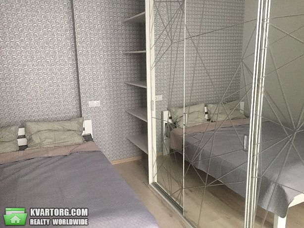 Rent out 2-room apartment. Киев, академика филатова — photo 3