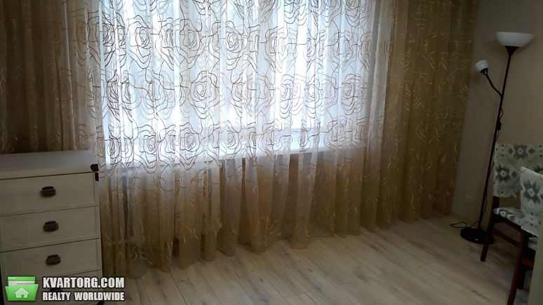 Rent out 1-room apartment. Киев,  Леси Украинки бул — photo 1