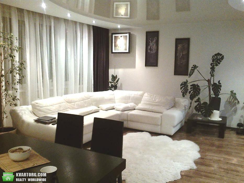 Rent out 3-room apartment. Киев,  Героев Сталинграда пр — photo 1