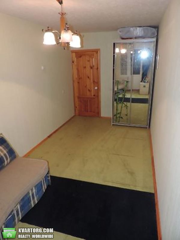 Sell 3-room apartment. Киев,  Ватутина пр — photo 2
