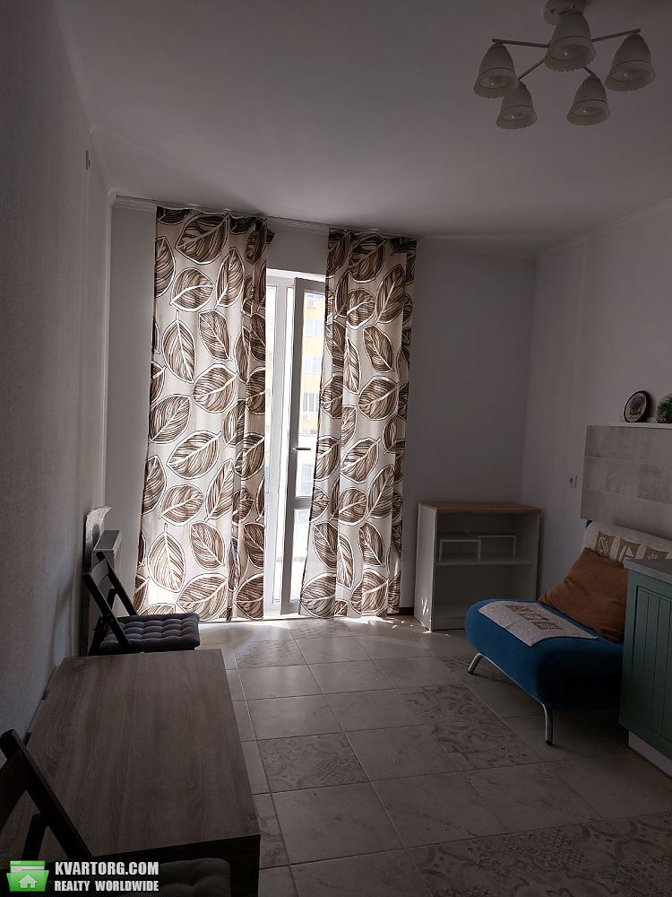 Rent out 1-room apartment. Киев,  Воскресенская — photo 5