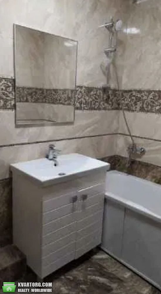 Rent out 2-room apartment. Киев,  Воскресенская — photo 4