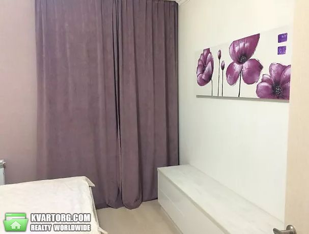 Rent out 2-room apartment. Киев,  Петровского — photo 4
