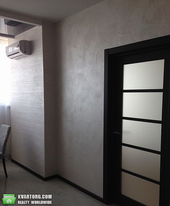 Sell 2-room apartment. Киев, Чорновола — photo 5