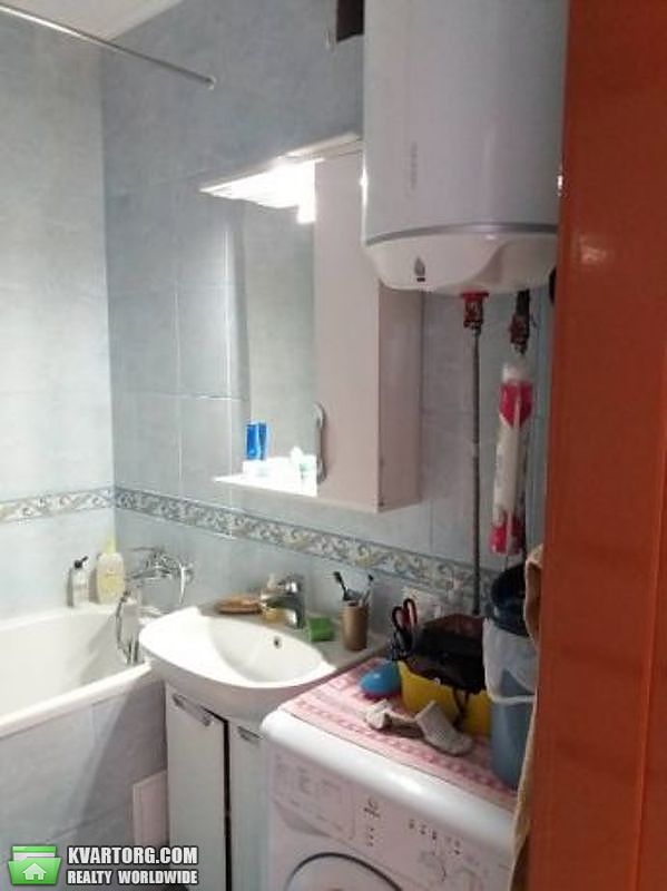 Sell 2-room apartment. Киев,  Лаврухина — photo 6