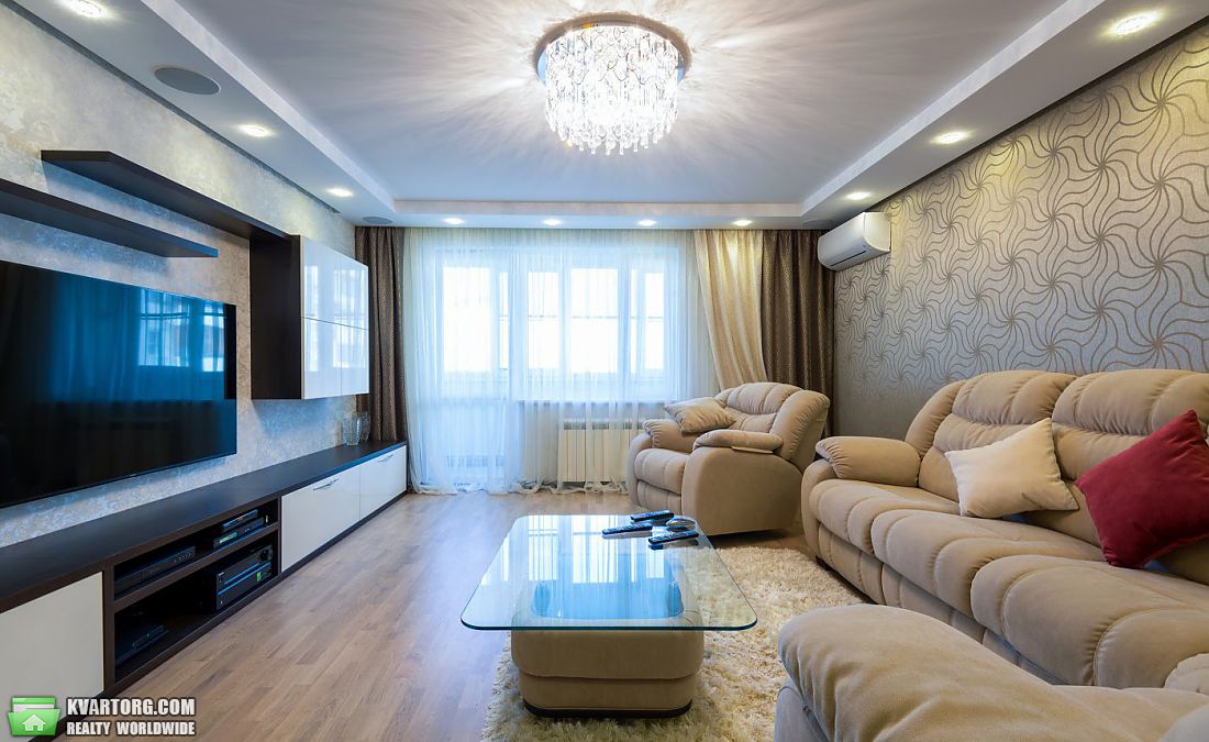 Rent out 2-room apartment. Днепропетровск, Фучика — photo 1