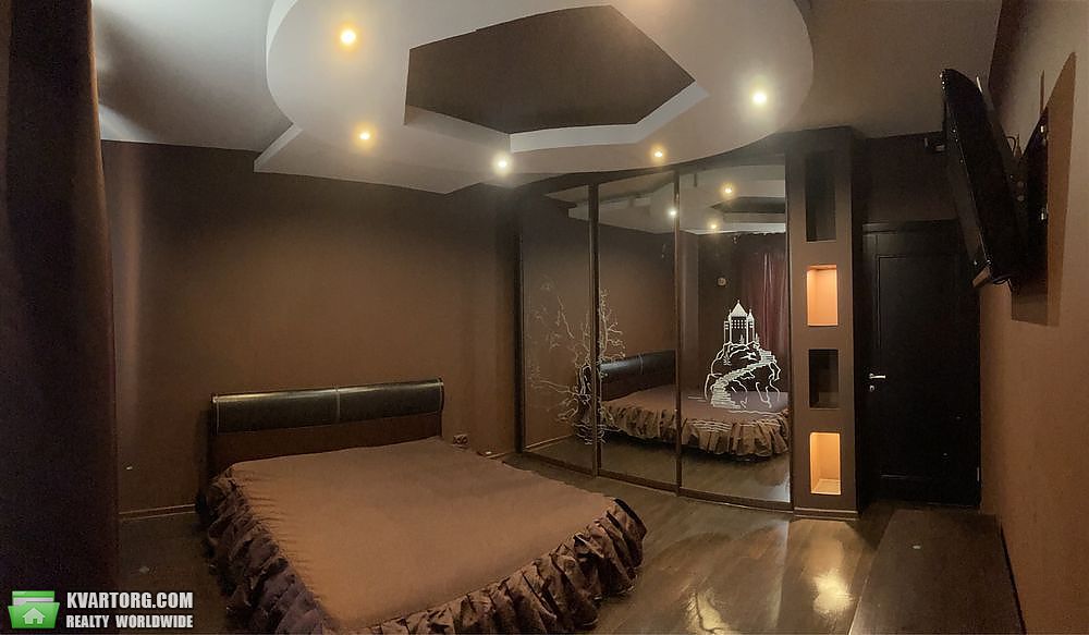 Rent out 2-room apartment. Киев,  Московская — photo 4