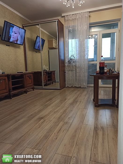 Sell 2-room apartment. Киев, Майкопская — photo 4