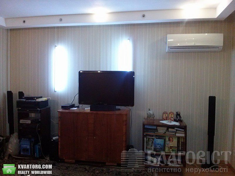 Sell 3-room apartment. Киев,  Победы пр — photo 1