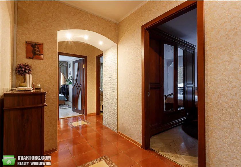 Sell 3-room apartment. Киев,  Златоустовская — photo 9