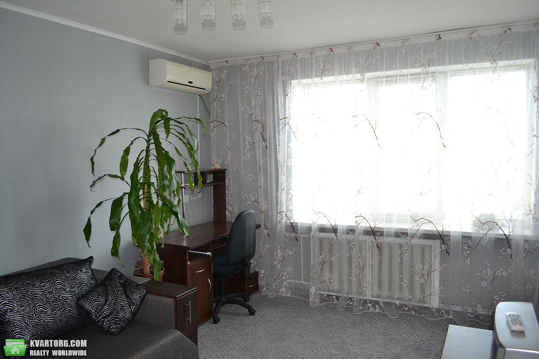 Sell 2-room apartment. Днепропетровск, Семафорная — photo 3