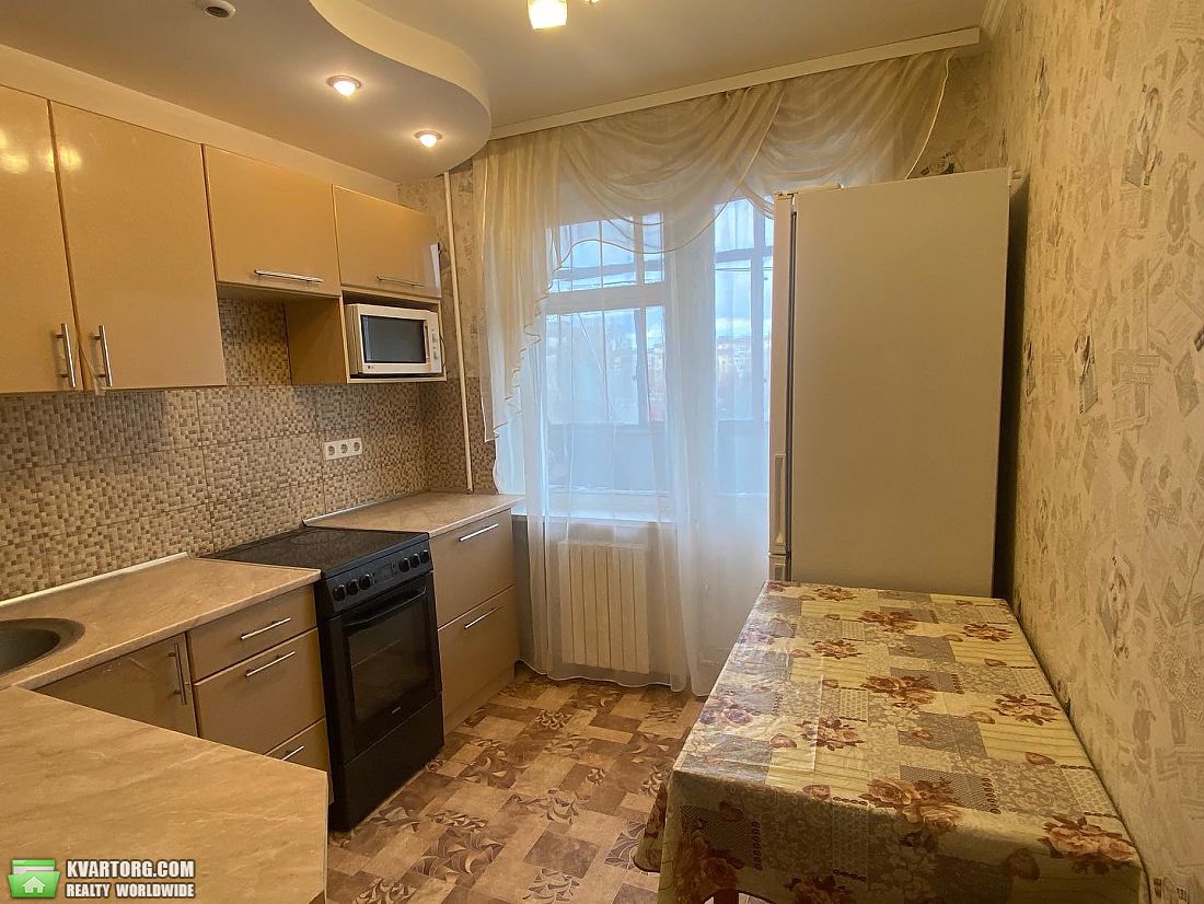 Rent out 1-room apartment. Днепропетровск, Фестивальный пер — photo 6