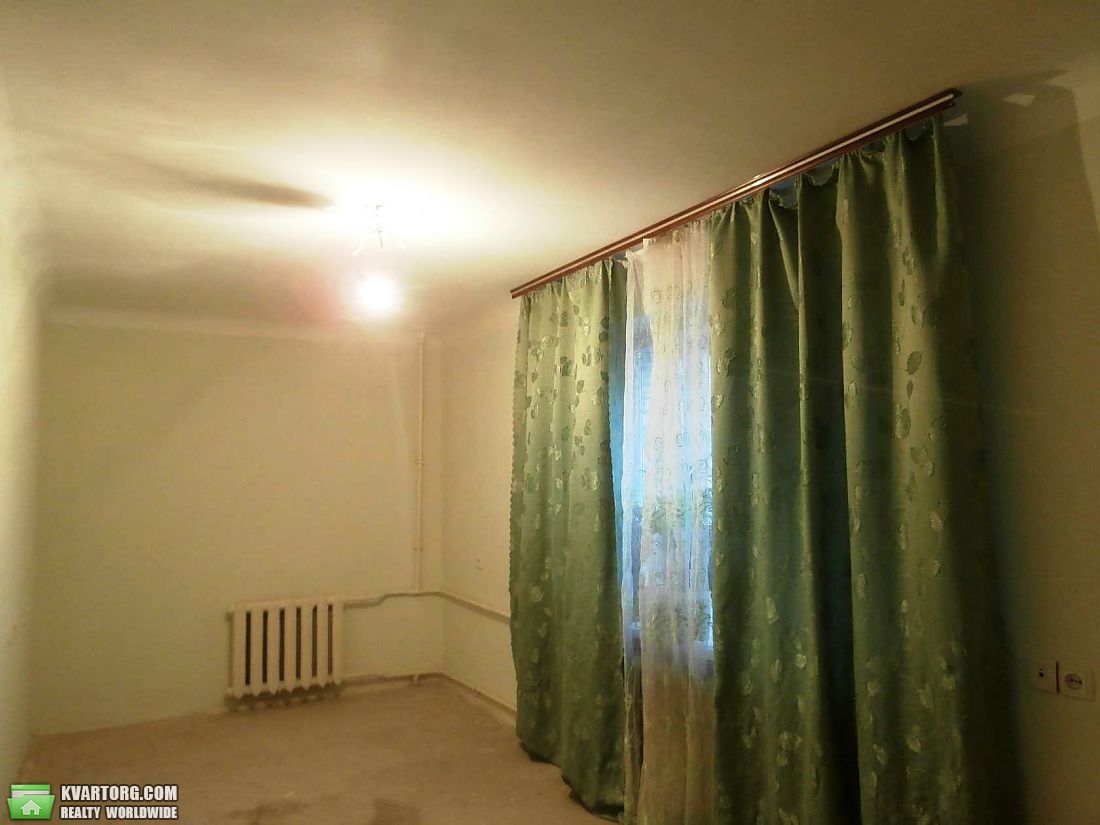 Sell 2-room apartment. Киев,  Краснопартизанская — photo 3