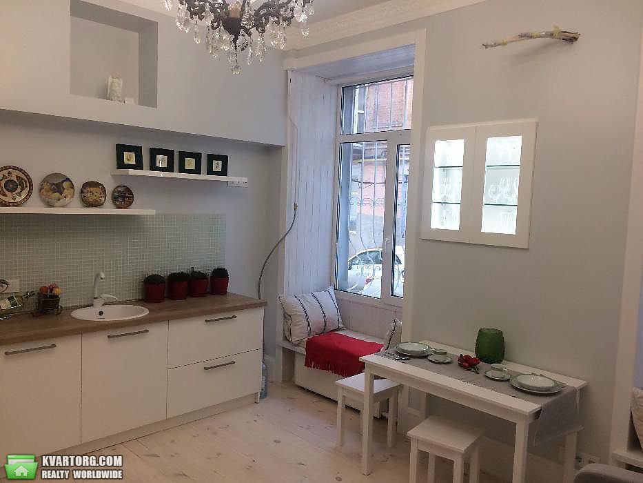 Rent out 2-room apartment. Киев,  Антоновича — photo 6