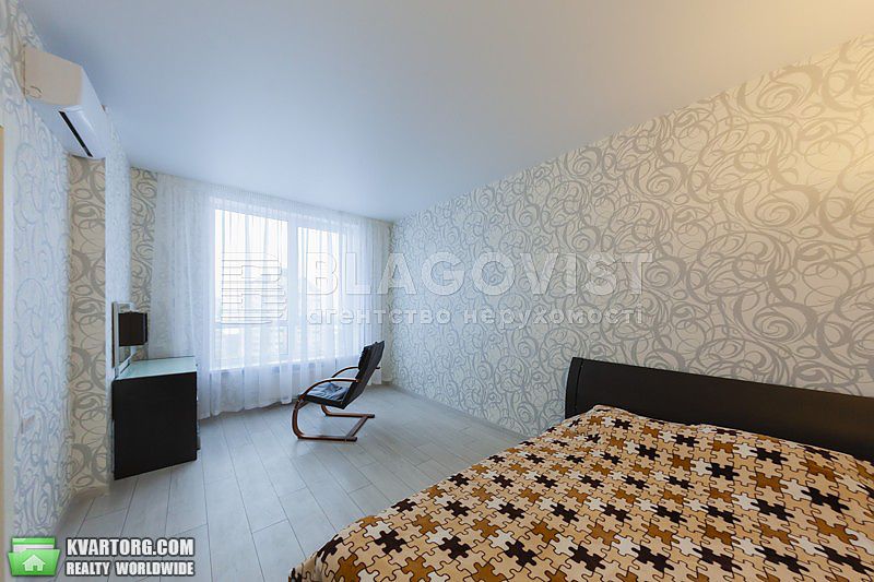 Rent out 1-room apartment. Киев,  Крушельницкой — photo 7