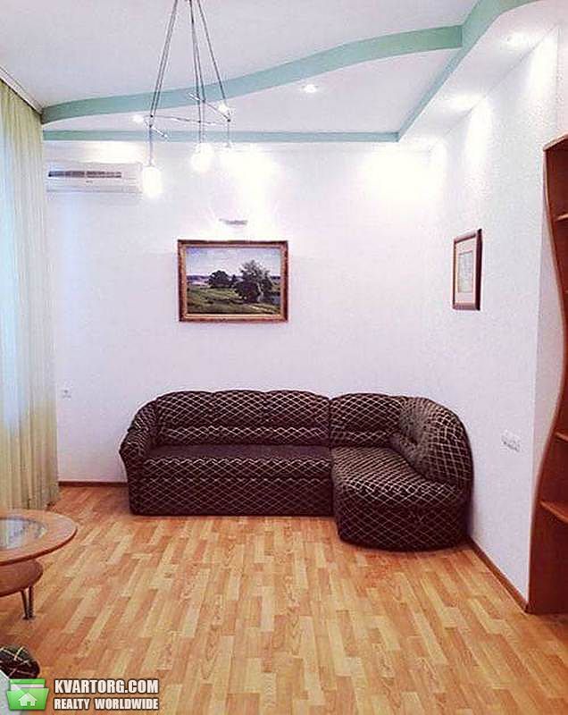 Rent out 2-room apartment. Киев,  Владимирская — photo 4