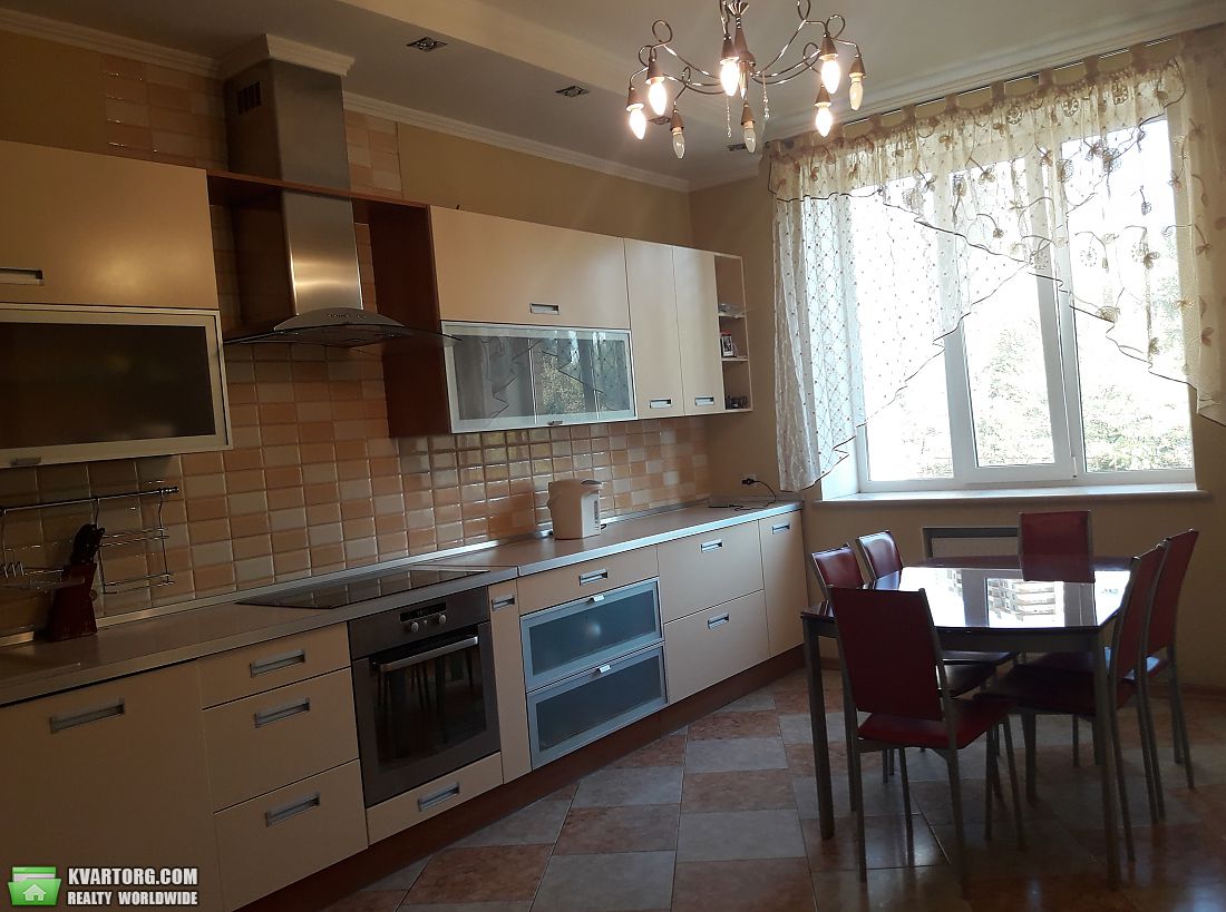 Rent out 3-room apartment. Киев,  Щорса — photo 2