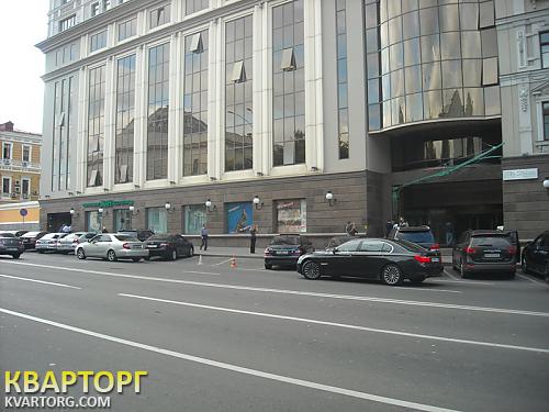 Rent out shop. Киев,  Владимирская — photo 1