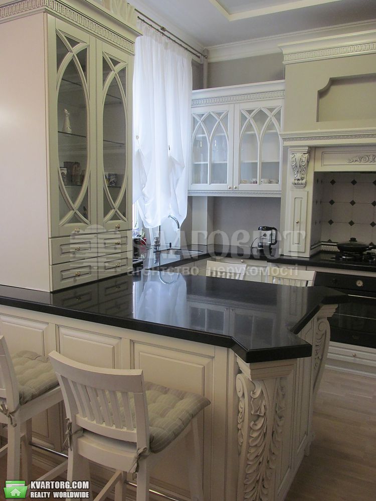 Rent out 3-room apartment. Киев,  Воздвиженская — photo 10
