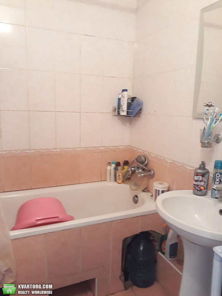 Sell 4-room apartment. Киев,  Бориспольская — photo 7