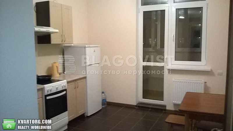 Rent out 1-room apartment. Киев,  Воскресенская — photo 4