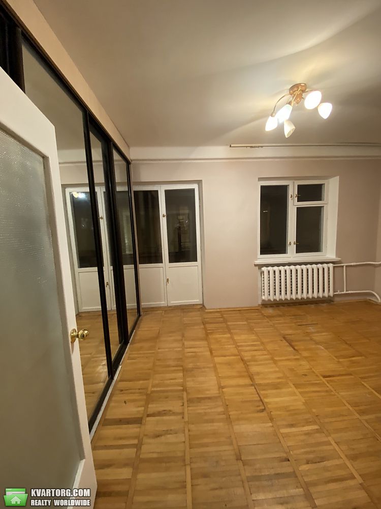 Rent out 1-room apartment. Киев,  Кривоноса — photo 1