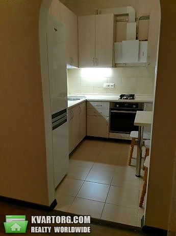 Rent out 2-room apartment. Киев,  Белицкая — photo 3