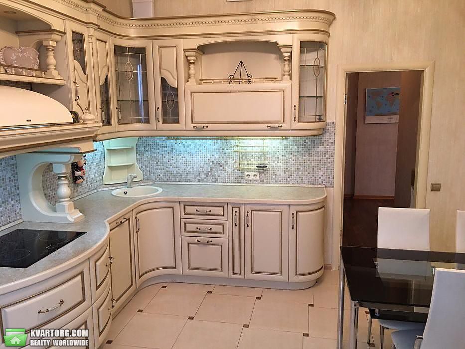 Rent out 2-room apartment. Киев,  Забилы — photo 5