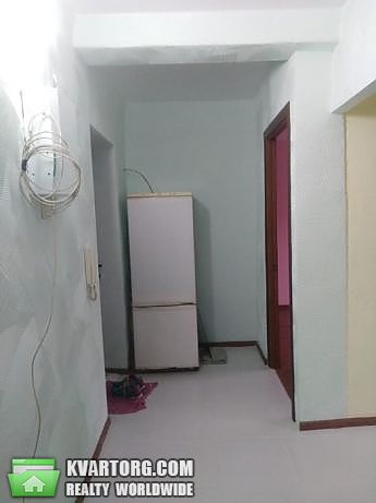 Rent out 2-room apartment. Киев,  Зодчих — photo 10