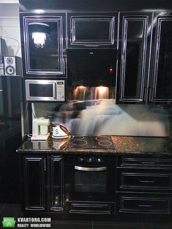 Sell 3-room apartment. Киев,  Днепровская наб — photo 1