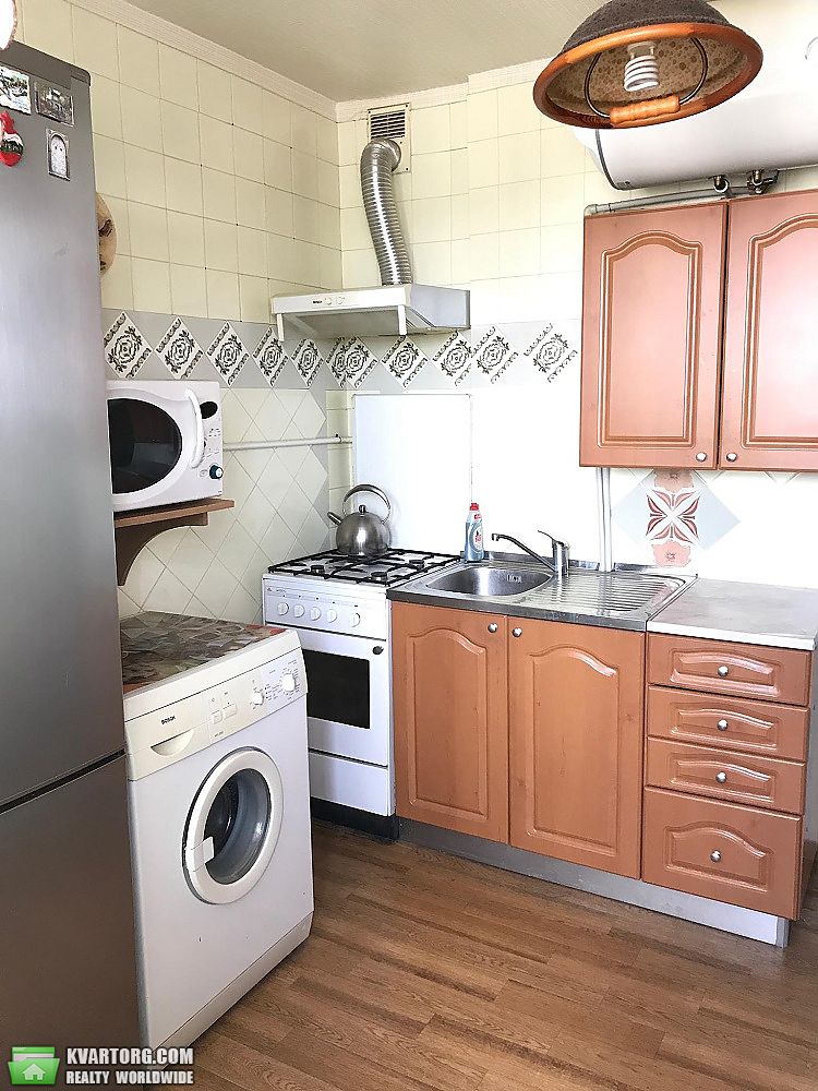 Sell 3-room apartment. Киев,  Оболонская пл — photo 4