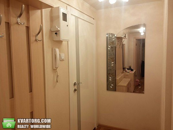 Sell 2-room apartment. Киев,  Братиславская — photo 3