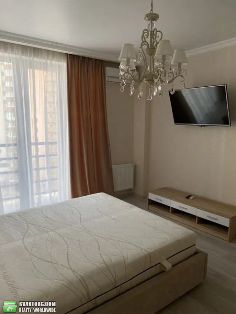 Rent out 1-room apartment. Киев, Демеевская — photo 6