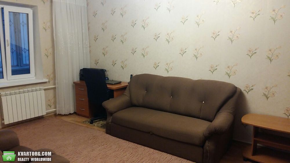 Sell 3-room apartment. Киев,  Героев Днепра — photo 1