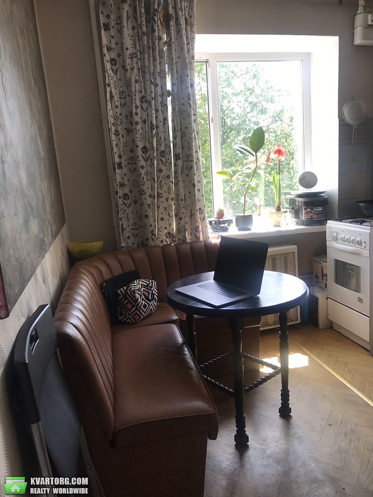 Sell 1-room apartment. Киев,  Дегтяревская — photo 4
