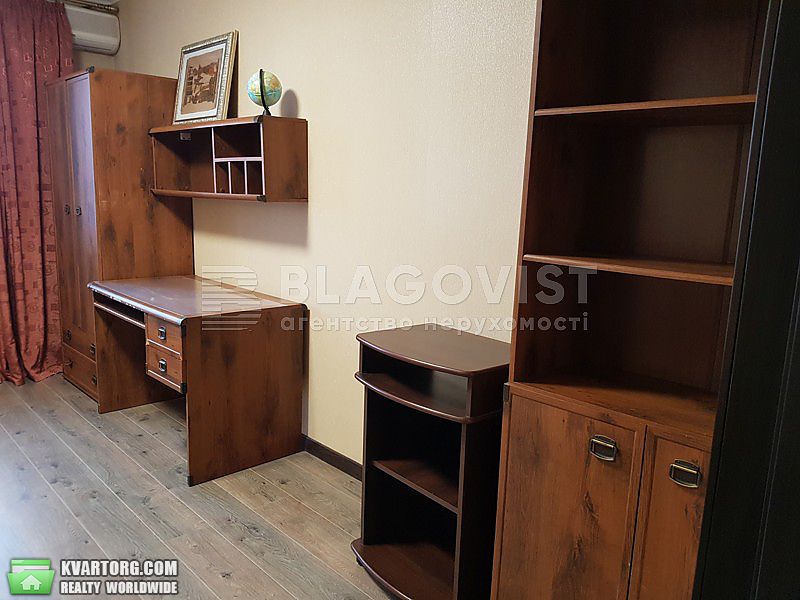 Rent out 2-room apartment. Киев,  Верховного Совета бул — photo 4