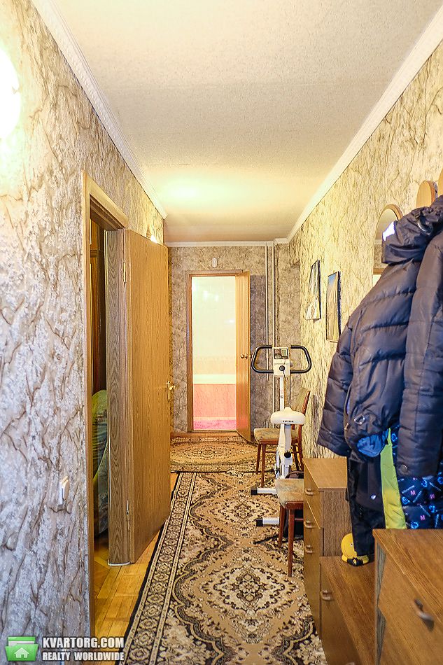 Rent out 3-room apartment. Киев,  Дегтяревская — photo 10