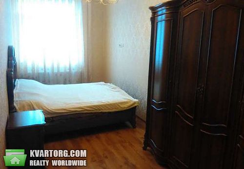Rent out 2-room apartment. Киев, Жилянская — photo 7