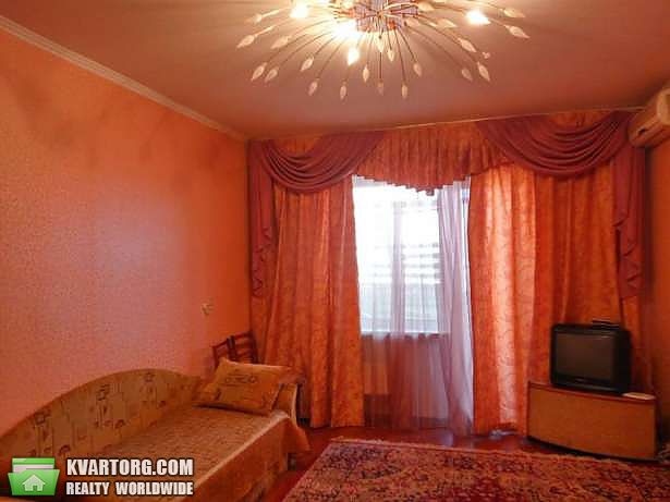 Sell 2-room apartment. Киев,  Срибнокильская — photo 1